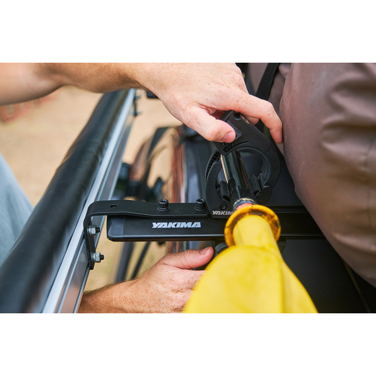 Yakima AceO'Spades Shovel Holder - Image 6